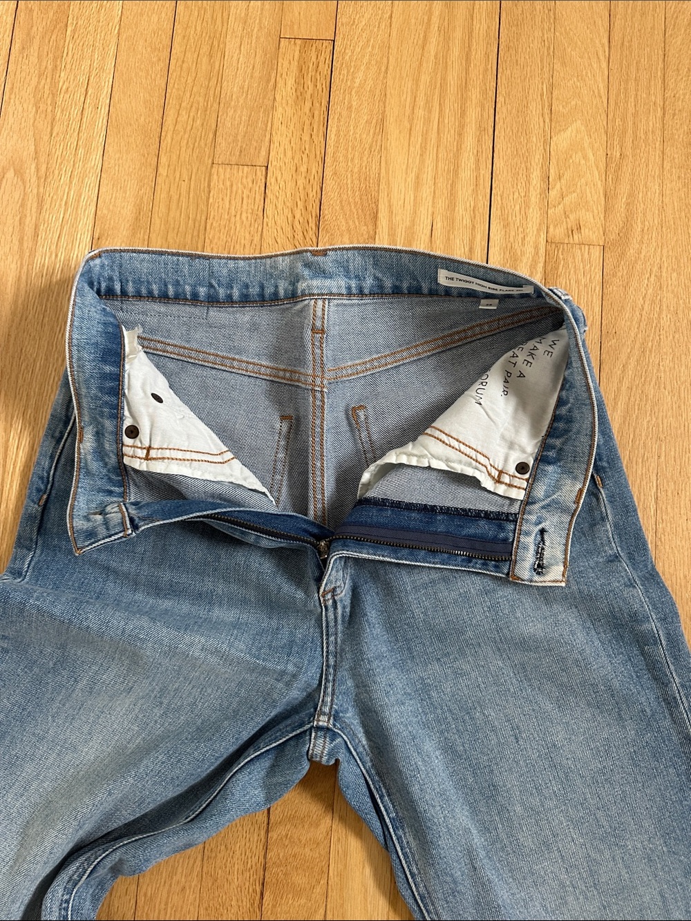 Denim Forum Twiggy High Rise Flare Jean 28 x 28 - Picture 9 of 13